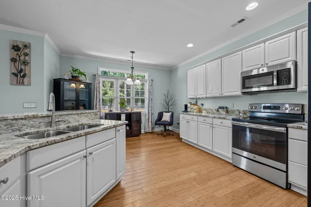 $420,000 | 164 Laura Drive, New Bern, NC 28562