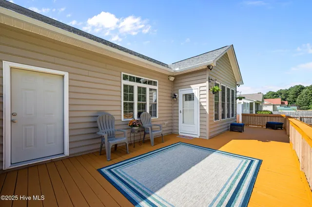 $420,000 | 164 Laura Drive, New Bern, NC 28562