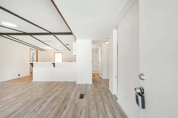 $1,400 | 1749 Max Road, Unit 2, Pearland, TX 77581