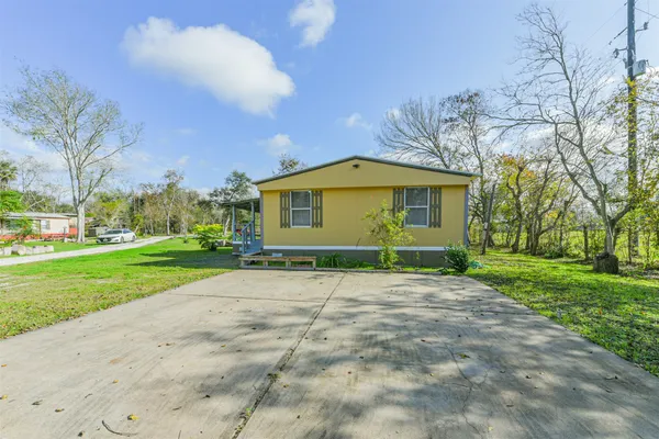 $1,400 | 1749 Max Road, Unit 2, Pearland, TX 77581