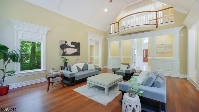 115 Old Somerset Road Watchung, NJ 07069 - Photo 13 of 48