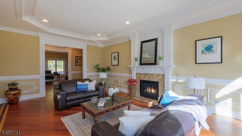 115 Old Somerset Road Watchung, NJ 07069 - Photo 8 of 48