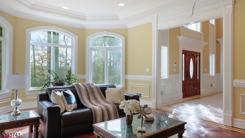 115 Old Somerset Road Watchung, NJ 07069 - Photo 9 of 48