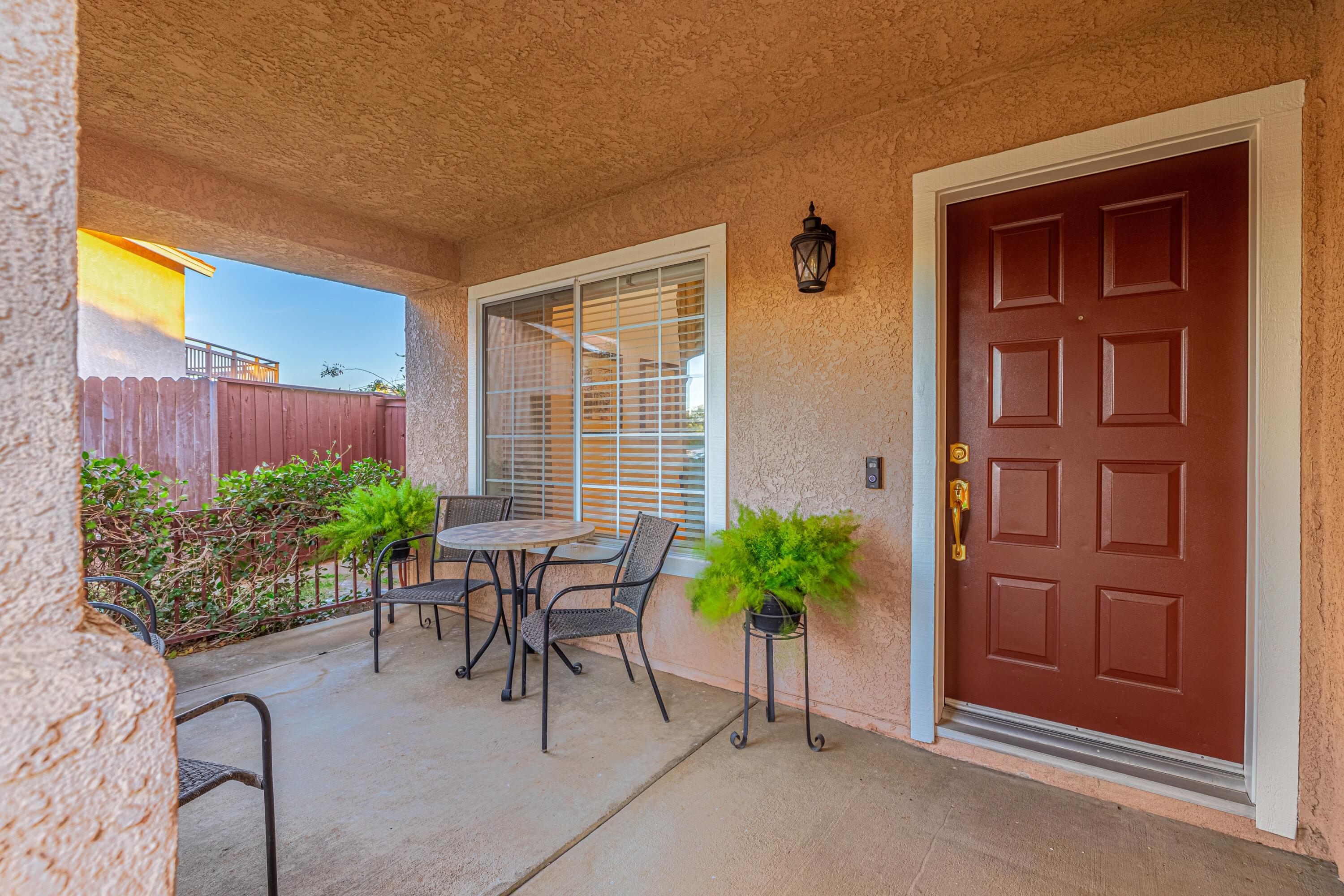 44220 Encanto Way Lancaster, CA 93536 - Photo 4 of 45 a patio with yard and outdoor seating