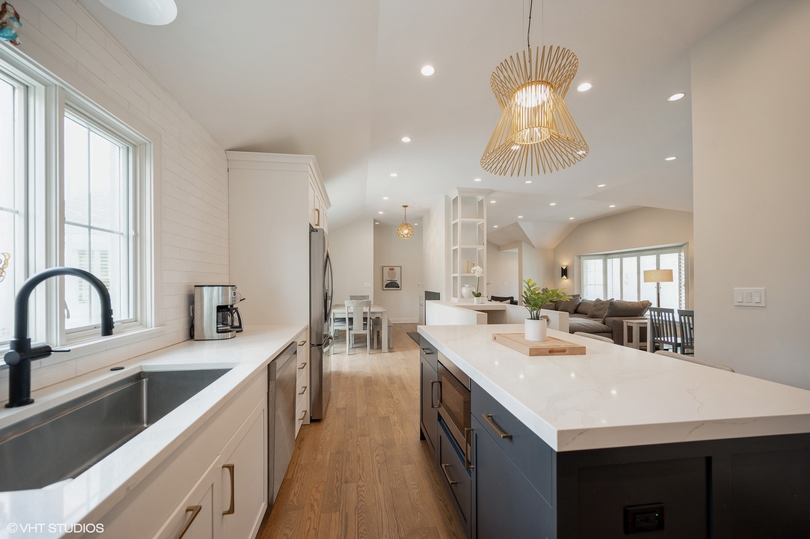 580 North Happ Road Northfield, IL 60093 - Photo 7 of 16