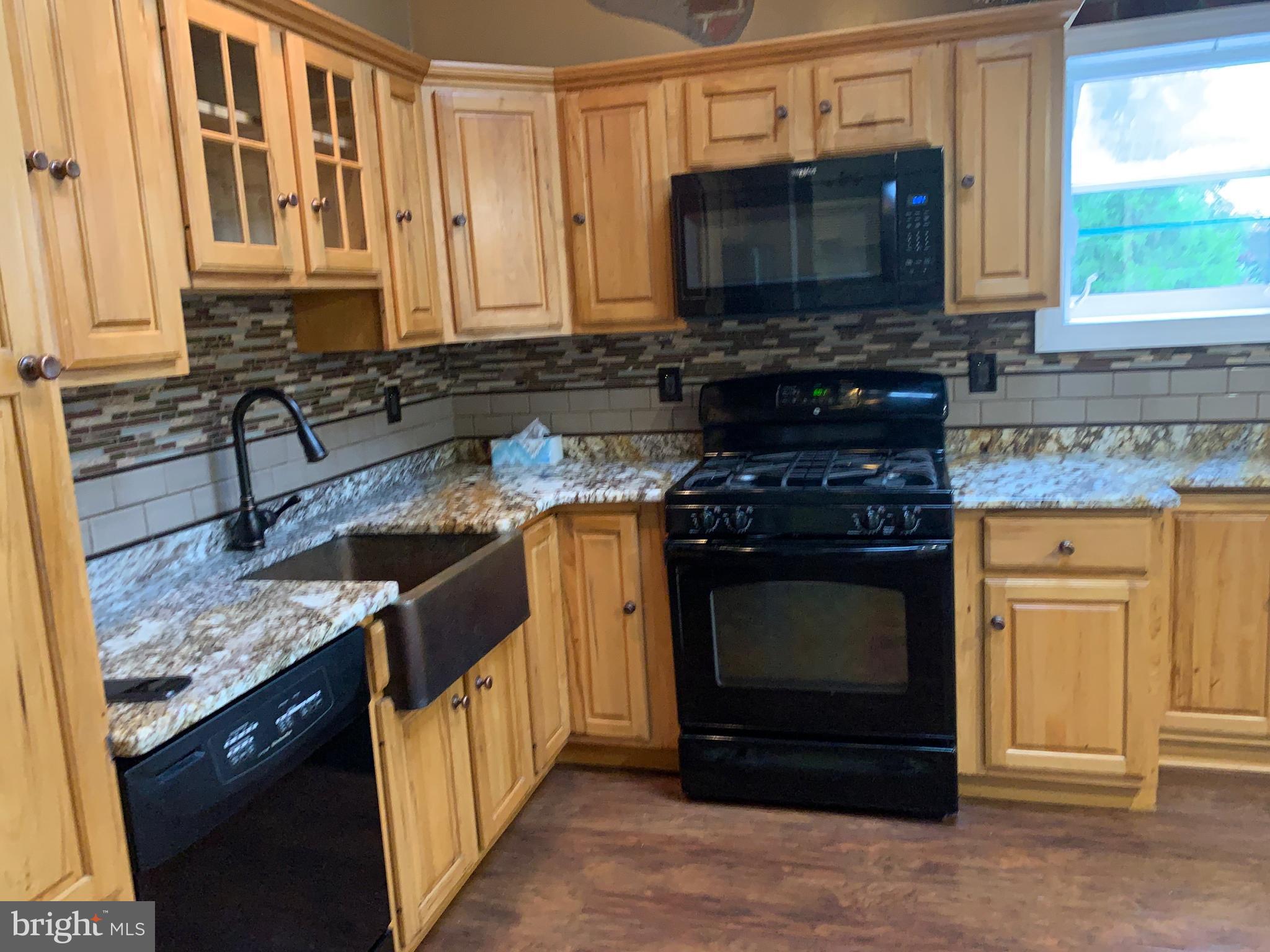 178 Hurffville - Cross Keys Road Sewell, NJ 08080 - Photo 11 of 26 Kitchen