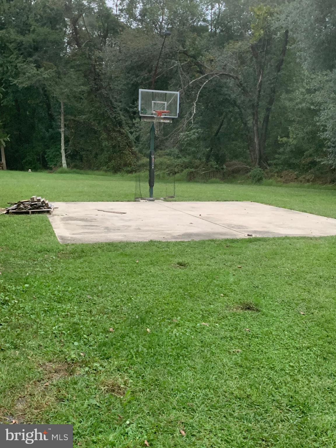 178 Hurffville - Cross Keys Road Sewell, NJ 08080 - Photo 25 of 26 Small basketball court in far back yard