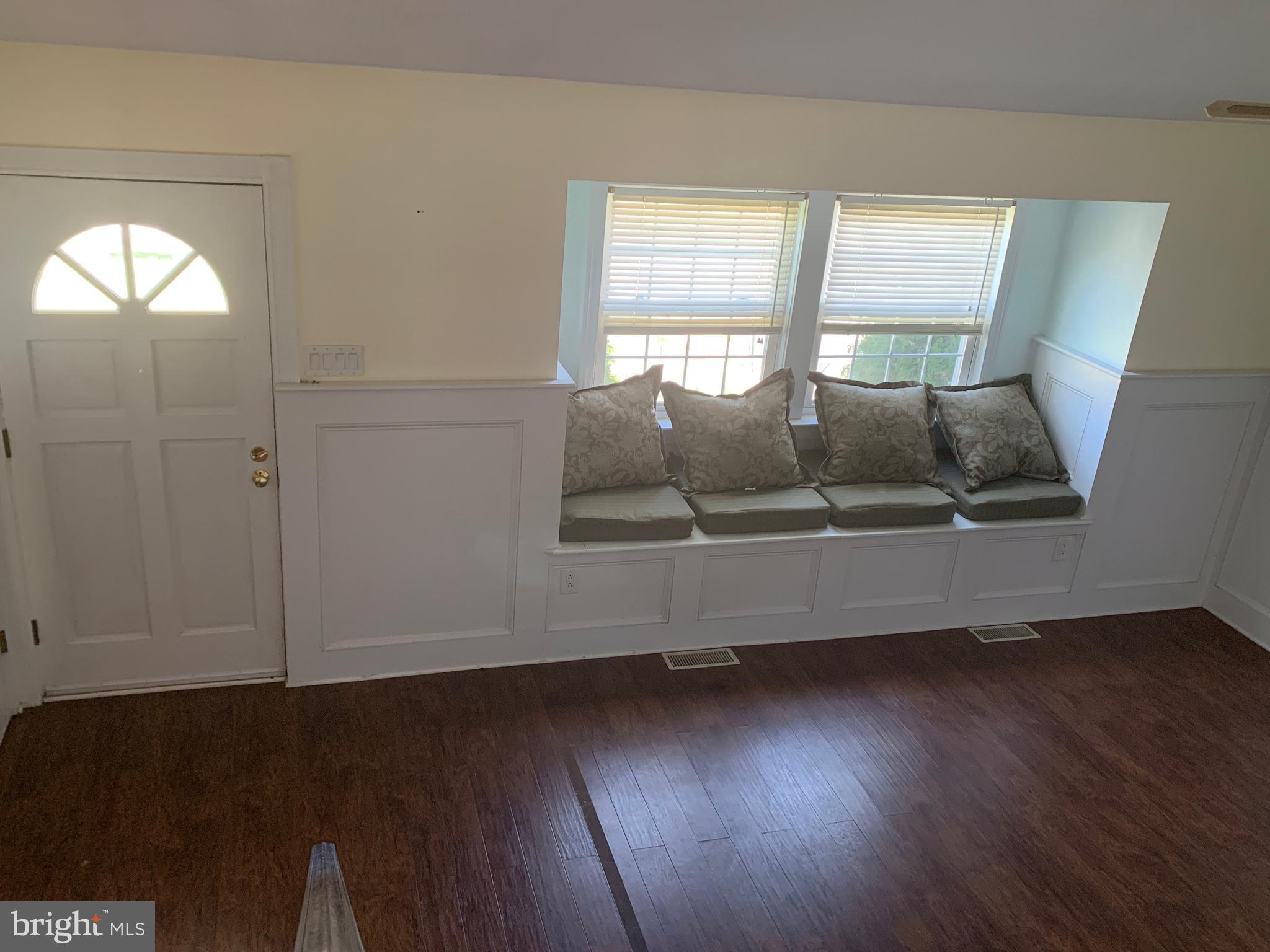 178 Hurffville - Cross Keys Road Sewell, NJ 08080 - Photo 9 of 26 Living Room view from upstairs hall