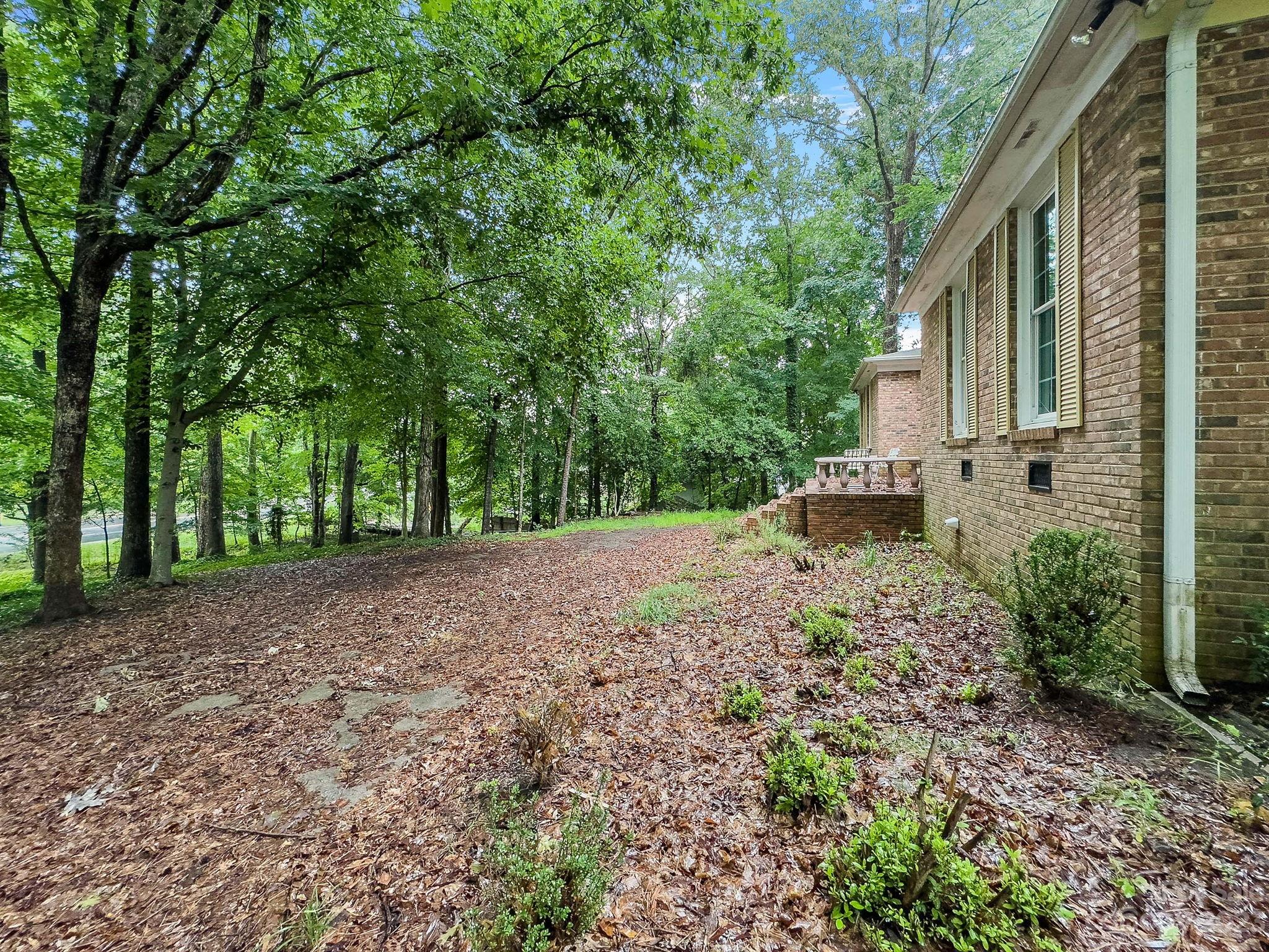7800 Sardis Road Charlotte, NC 28270 - Photo 10 of 12 Gallery Image 10