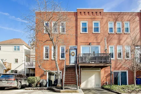 $650,000 | 2911 North Wolcott Avenue, Unit A, Chicago, IL 60657