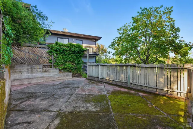 $2,495,000 | 69 Corte Madera Avenue, Corte Madera, CA 94925