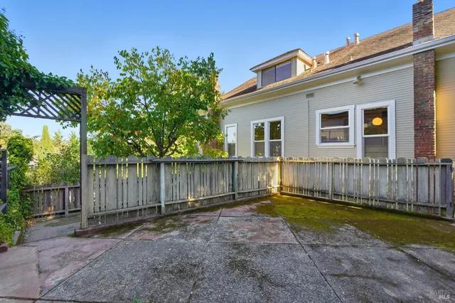 $2,495,000 | 69 Corte Madera Avenue, Corte Madera, CA 94925