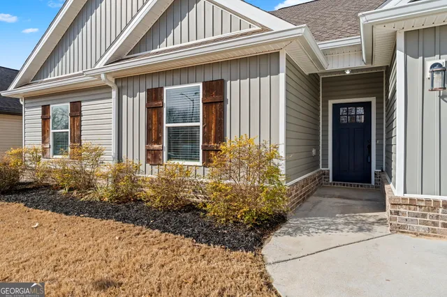 $277,000 | 403 Avington Chase, Perry, GA 31069