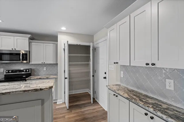 $277,000 | 403 Avington Chase, Perry, GA 31069