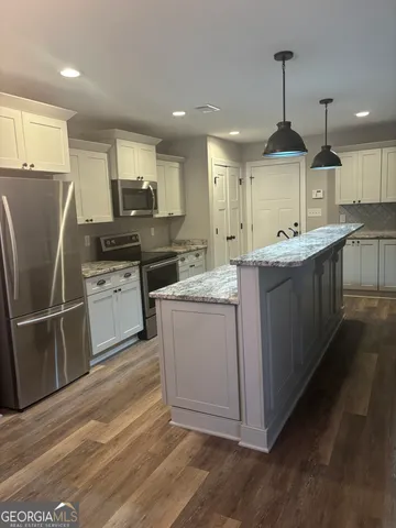 $277,000 | 403 Avington Chase, Perry, GA 31069