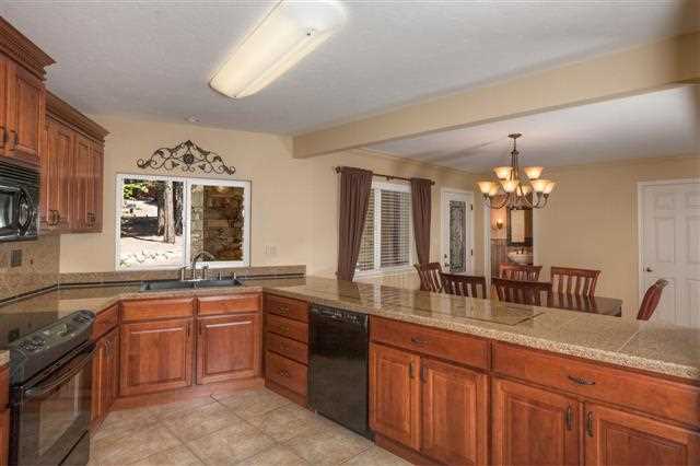 654 East Mountain Ridge Road Lake Almanor, CA 96137 - Photo 8 of 20