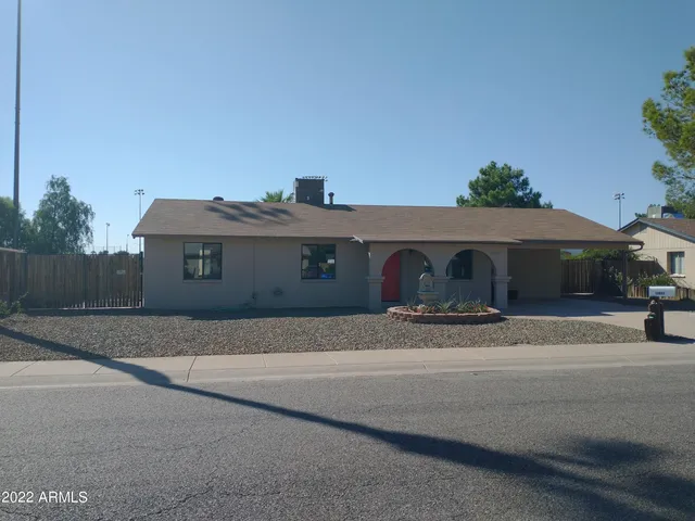 $1,975 | 13802 North 17th Avenue, Phoenix, AZ 85023