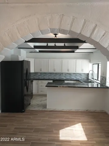 $1,975 | 13802 North 17th Avenue, Phoenix, AZ 85023