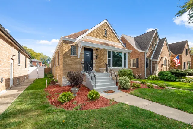 $439,900 | 10735 South Washtenaw Avenue, Chicago, IL 60655