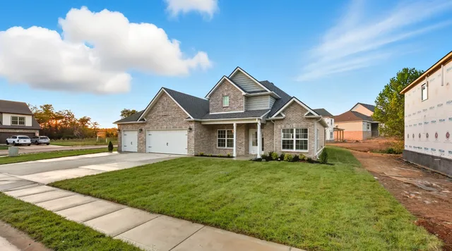 $494,900 | 1601 Peacock Drive, Clarksville, TN 37043