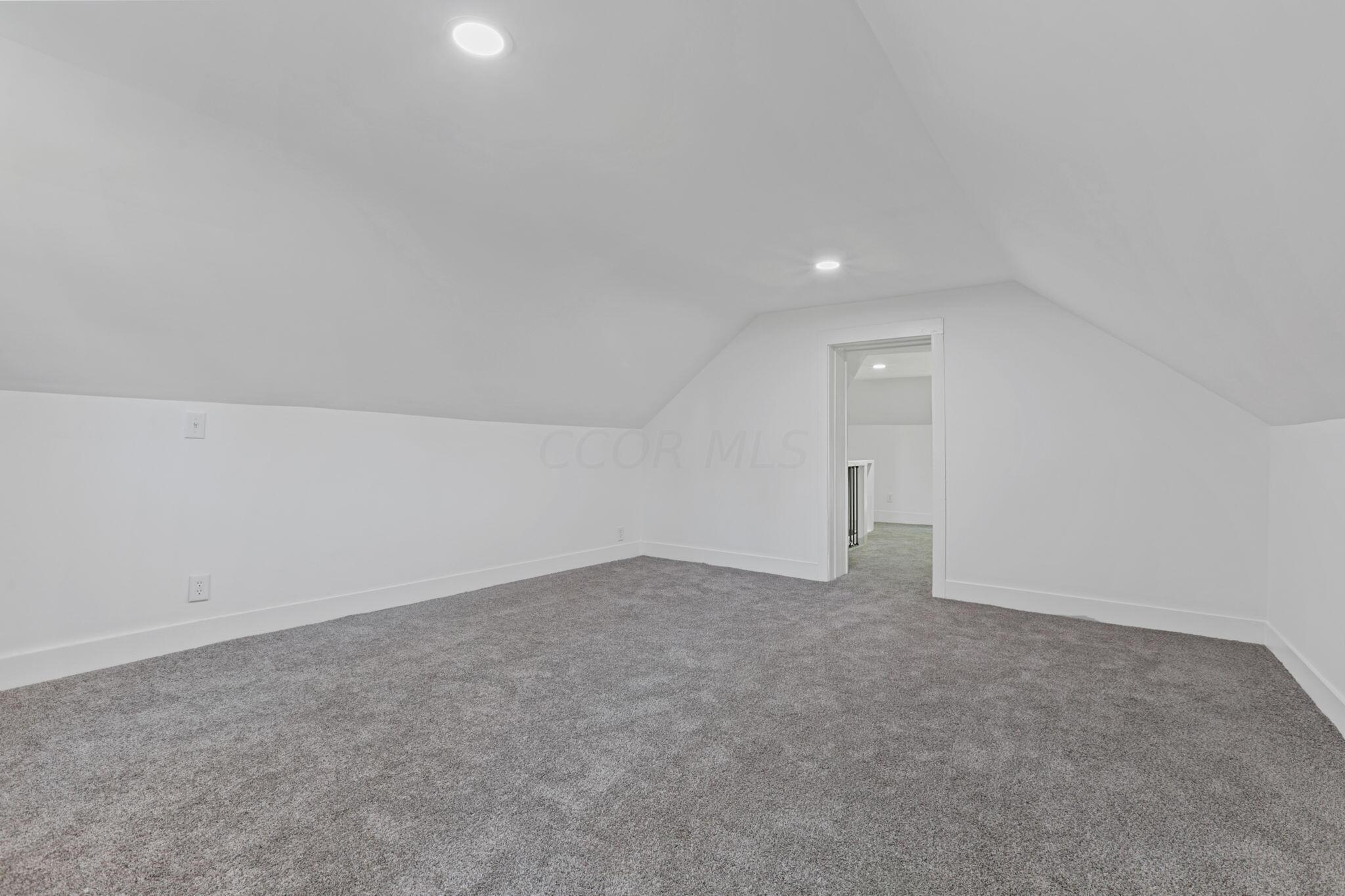 18240 Crawmer Road Southeast Newark, OH 43056 - Photo 40 of 69 Third Bedroom