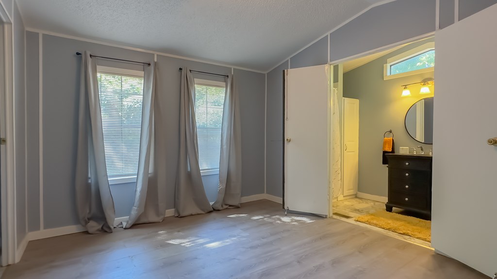 1025 Reed Road Dalton, GA 30720 - Photo 16 of 30 Gallery Image 16