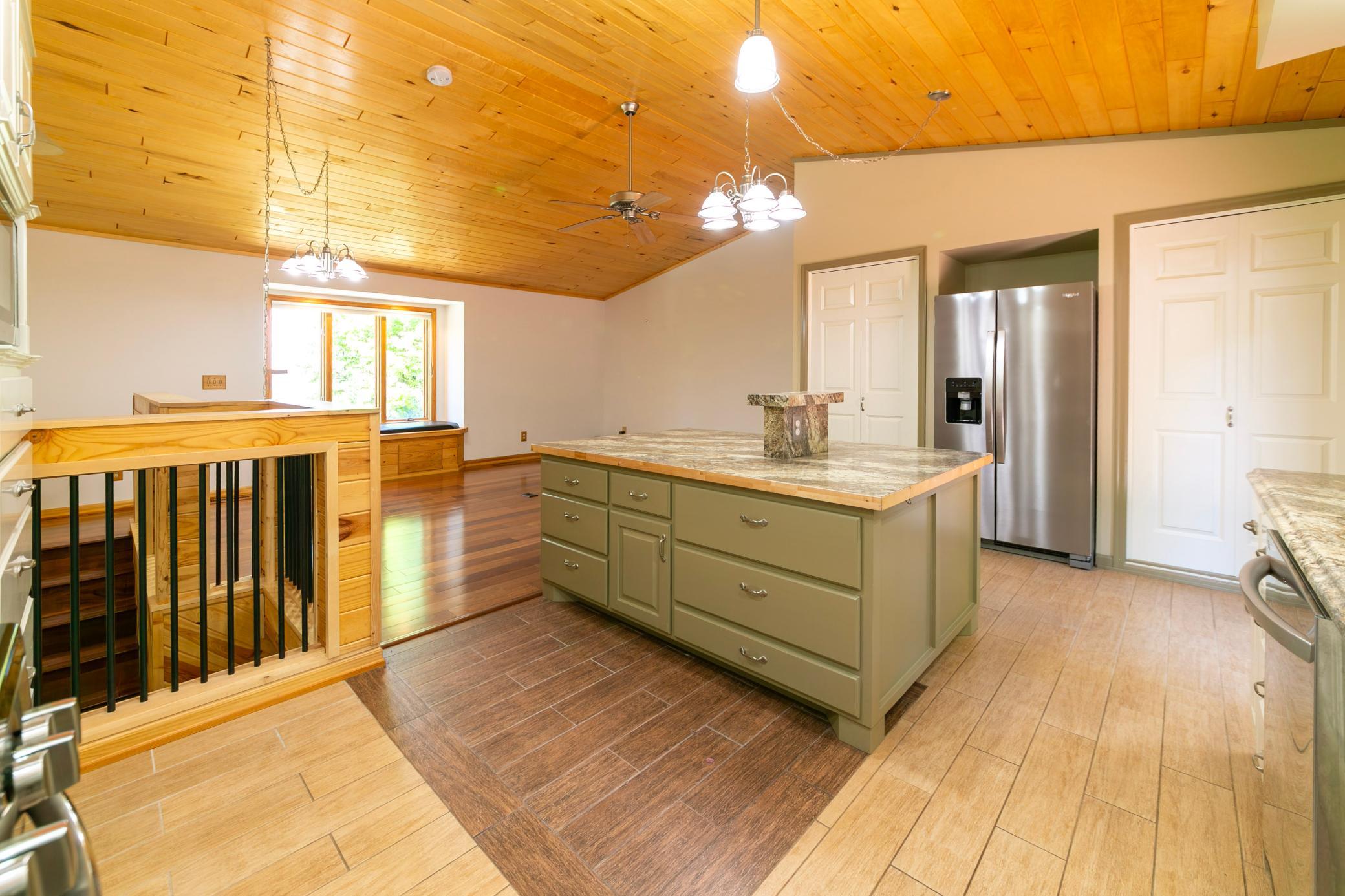 23354 Stark Road Cohasset, MN 55721 - Photo 14 of 60