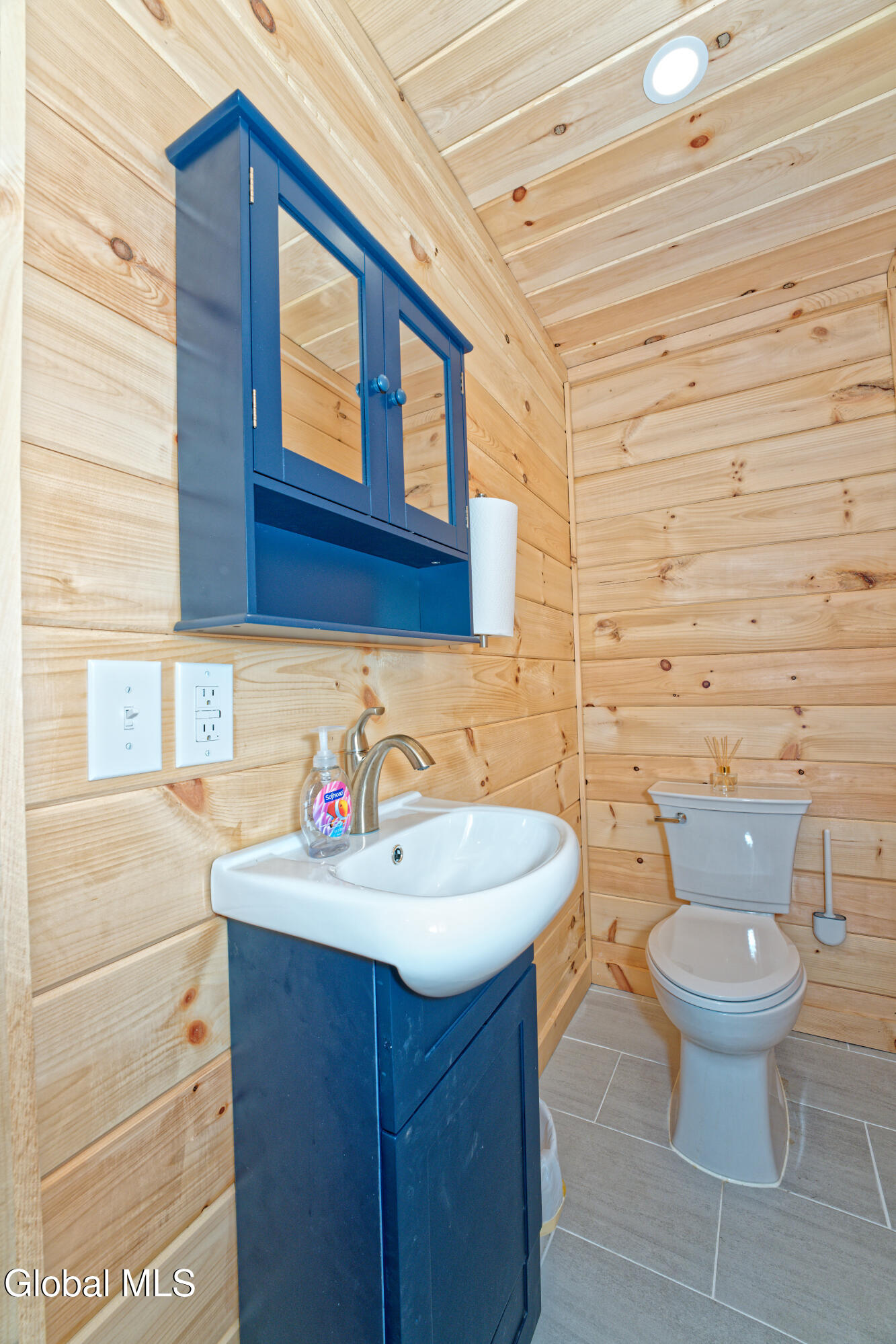 104 Little Amsterdam Road Wells, NY 12190 - Photo 22 of 50 7 Bathroom 3