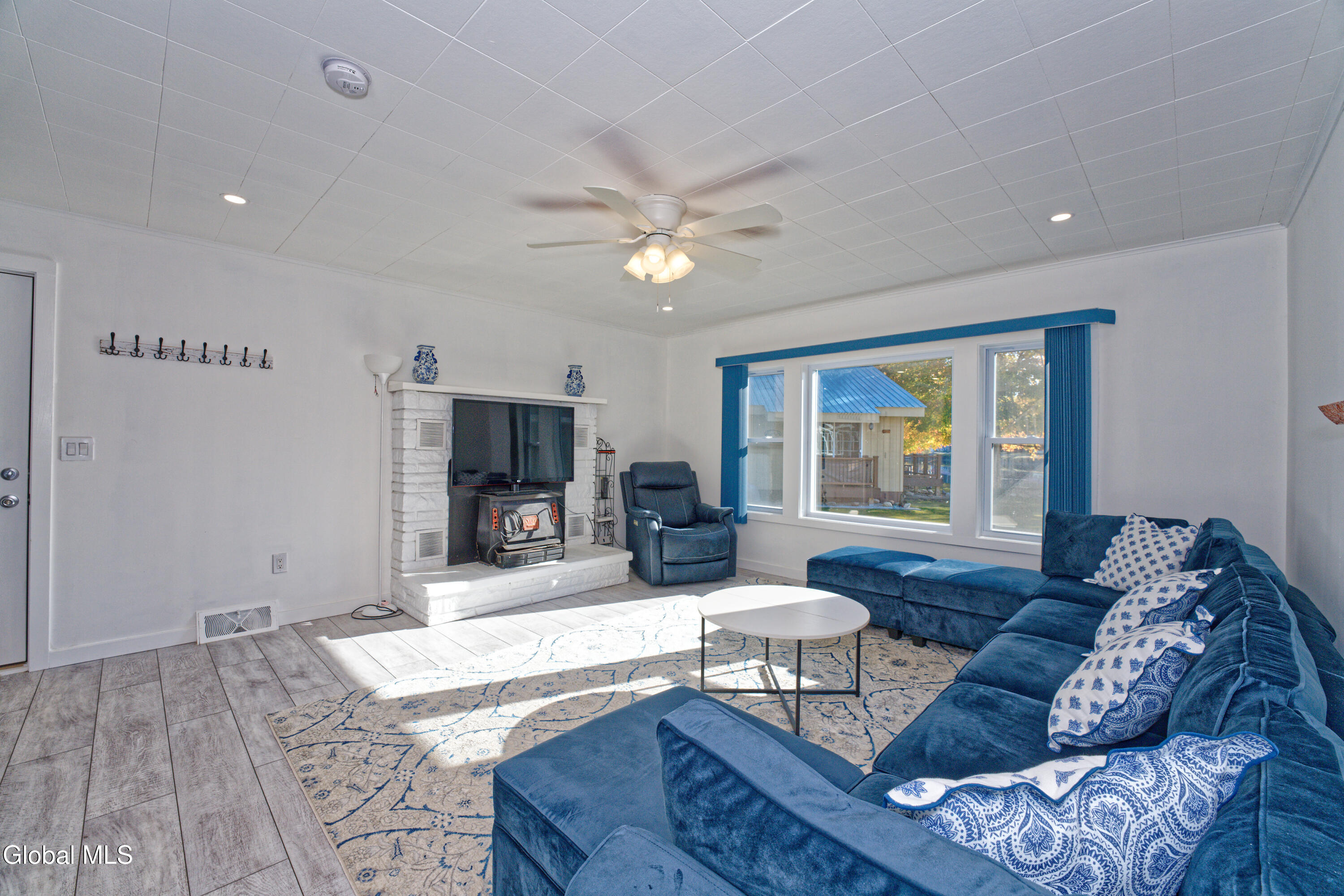 104 Little Amsterdam Road Wells, NY 12190 - Photo 10 of 50 1 Livingroom 1