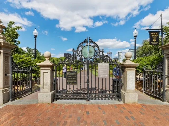 $13,000 | 300 Boylston Street, Unit 514, Boston, MA 02116