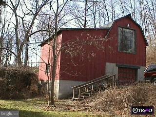 205 Reid Road Coatesville, PA 19320 - Photo 3 of 6 Gallery Image 3