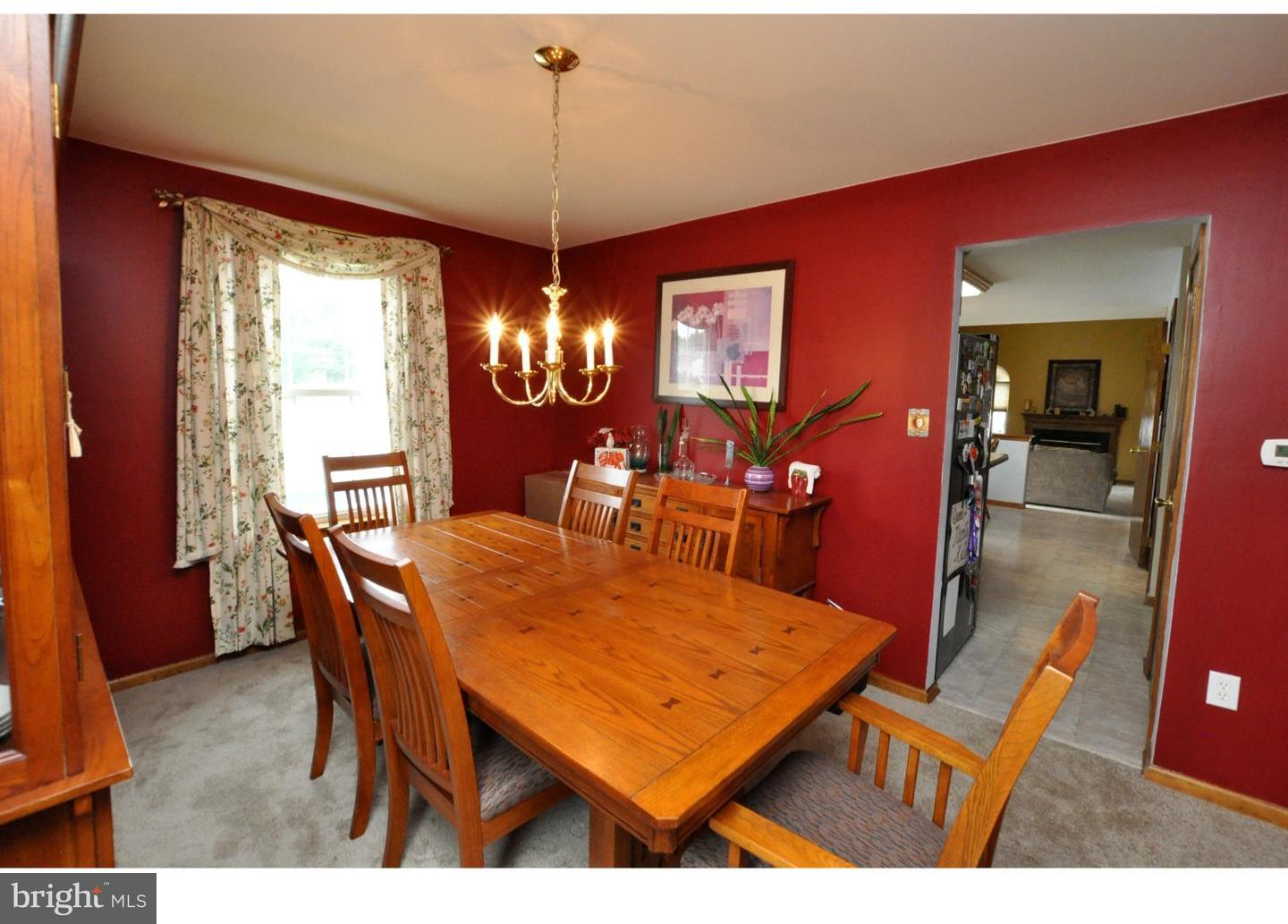 63 Mohr Road Burlington, NJ 08016 - Photo 7 of 25 Dining Room