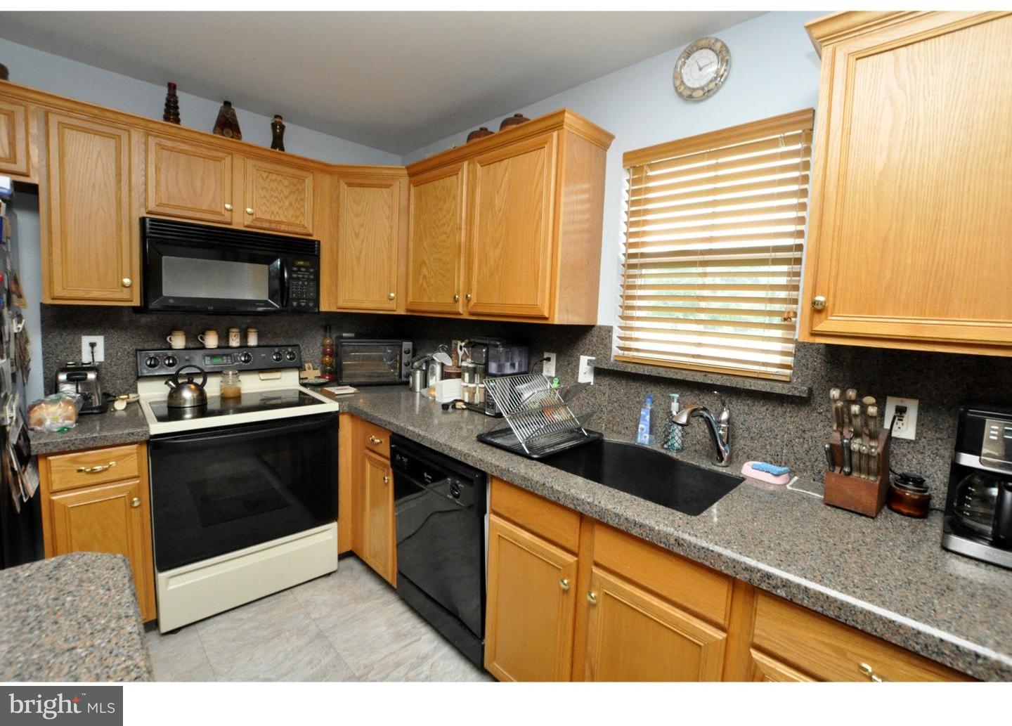 63 Mohr Road Burlington, NJ 08016 - Photo 10 of 25 Kitchen