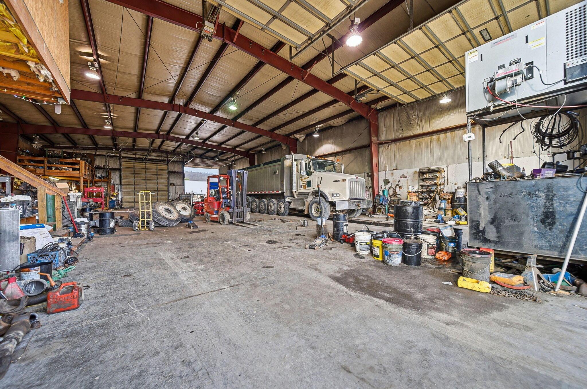 1040 Straight Creek Road Waverly, OH 45690 - Photo 84 of 113 Warehouse/Shop
