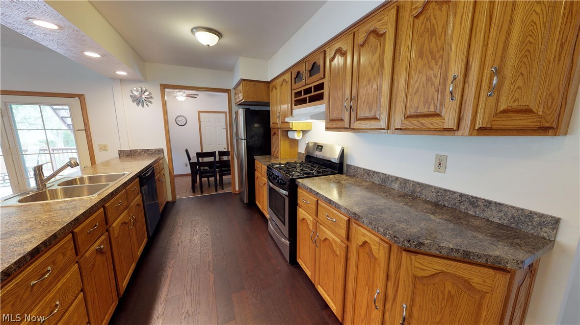 5460 Highland Road Cleveland, OH 44143 - Photo 6 of 35 Gallery Image 6