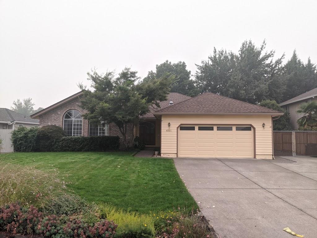 451 Brandon Street Central Point, OR 97502 - Photo 1 of 18 Front of Brandon