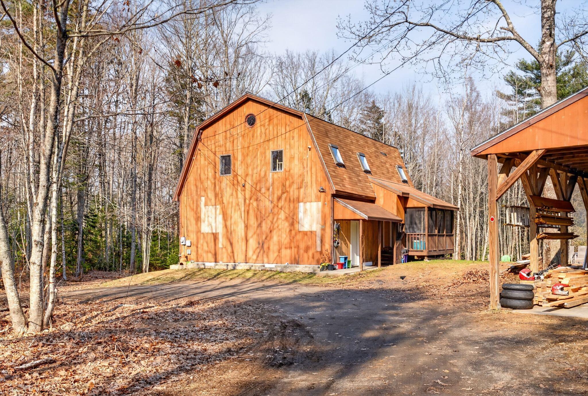 401 Miller Road Waldoboro, ME 04572 - Photo 3 of 36 Coming In