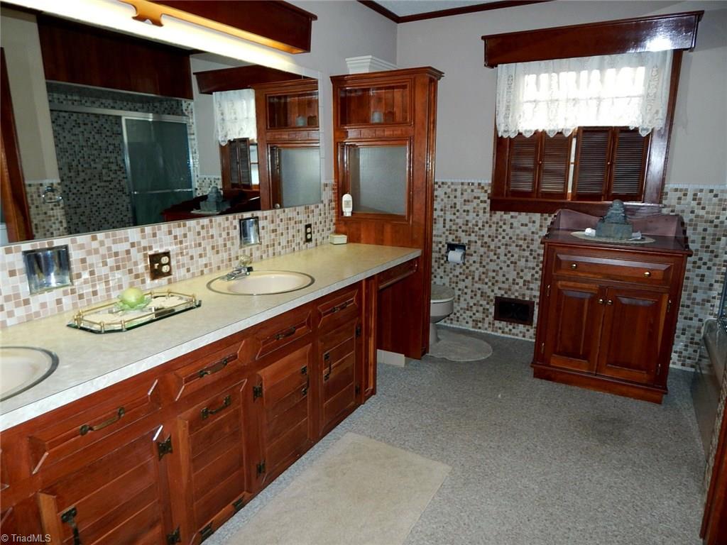 292 Friendship Church Road Elkin, NC 28621 - Photo 16 of 22 Gallery Image 16