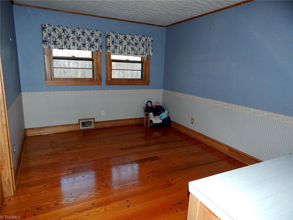 292 Friendship Church Road Elkin, NC 28621 - Photo 17 of 22 Gallery Image 17