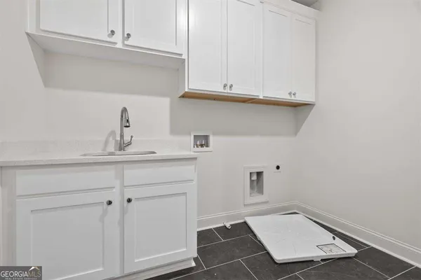 $1,100,000 | 216 Suwanee Avenue, Suwanee, GA 30024