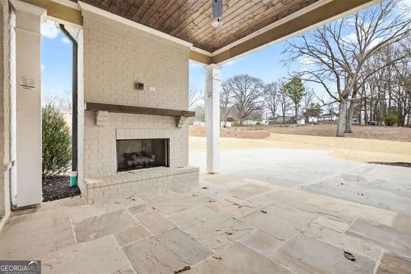 $1,100,000 | 216 Suwanee Avenue, Suwanee, GA 30024