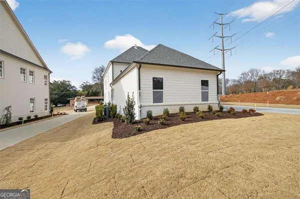 $1,100,000 | 216 Suwanee Avenue, Suwanee, GA 30024