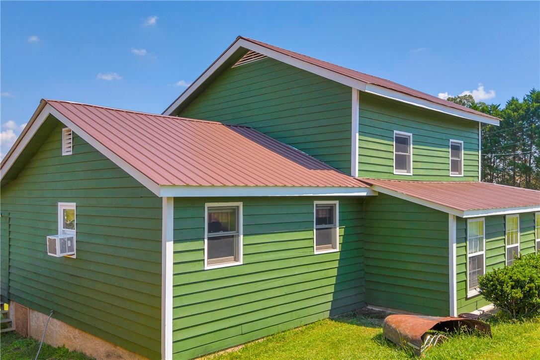 249-253 Pitts Road Walhalla, SC 29691 - Photo 6 of 39