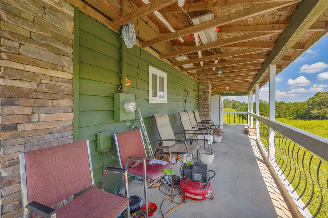 249-253 Pitts Road Walhalla, SC 29691 - Photo 9 of 39