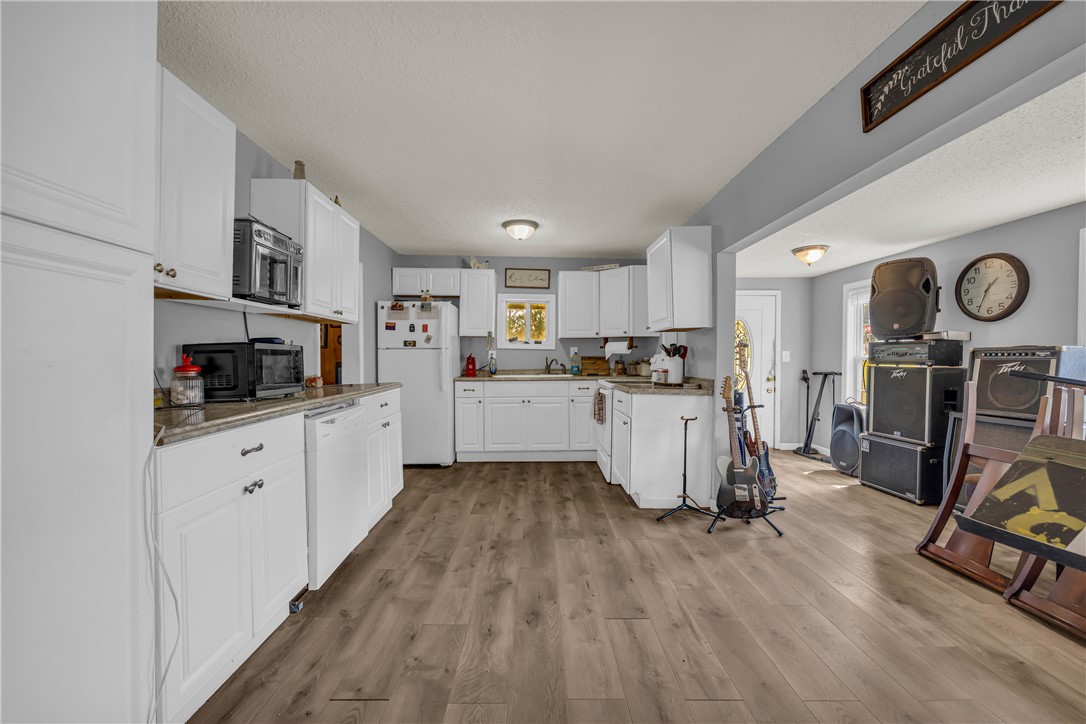 249-253 Pitts Road Walhalla, SC 29691 - Photo 10 of 39