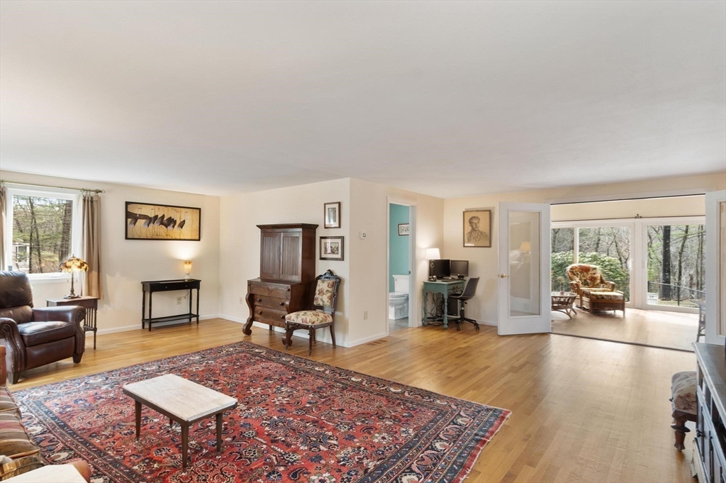 20 Bayberry Road Westford, MA 01886 - Photo 11 of 35