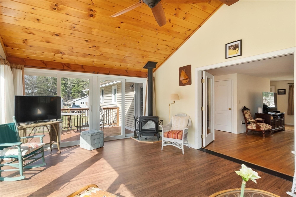 20 Bayberry Road Westford, MA 01886 - Photo 17 of 35