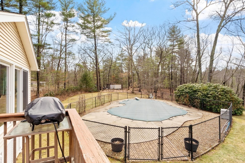 20 Bayberry Road Westford, MA 01886 - Photo 30 of 35