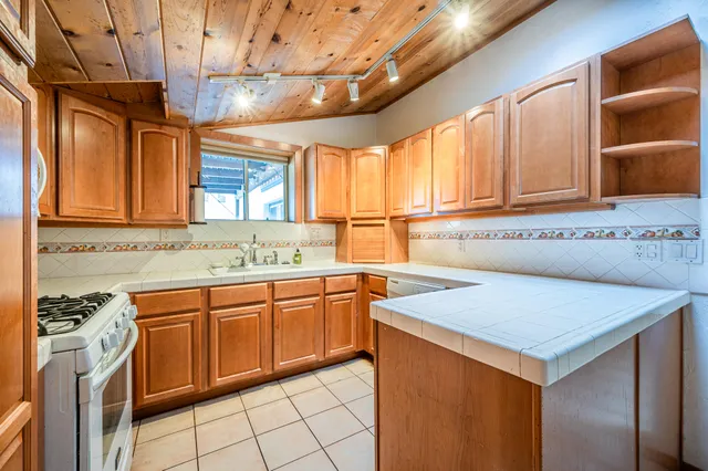 $900,000 | 1065 East San Jacinto Way, Palm Springs, CA 92262