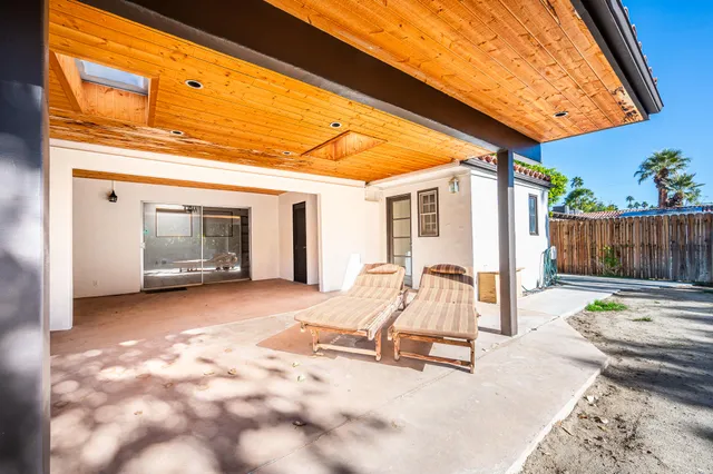 $900,000 | 1065 East San Jacinto Way, Palm Springs, CA 92262